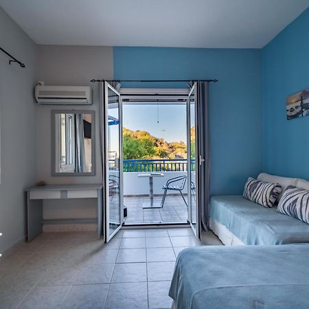 Philyra Appartments Agia Pelagia  الغرفة الصورة