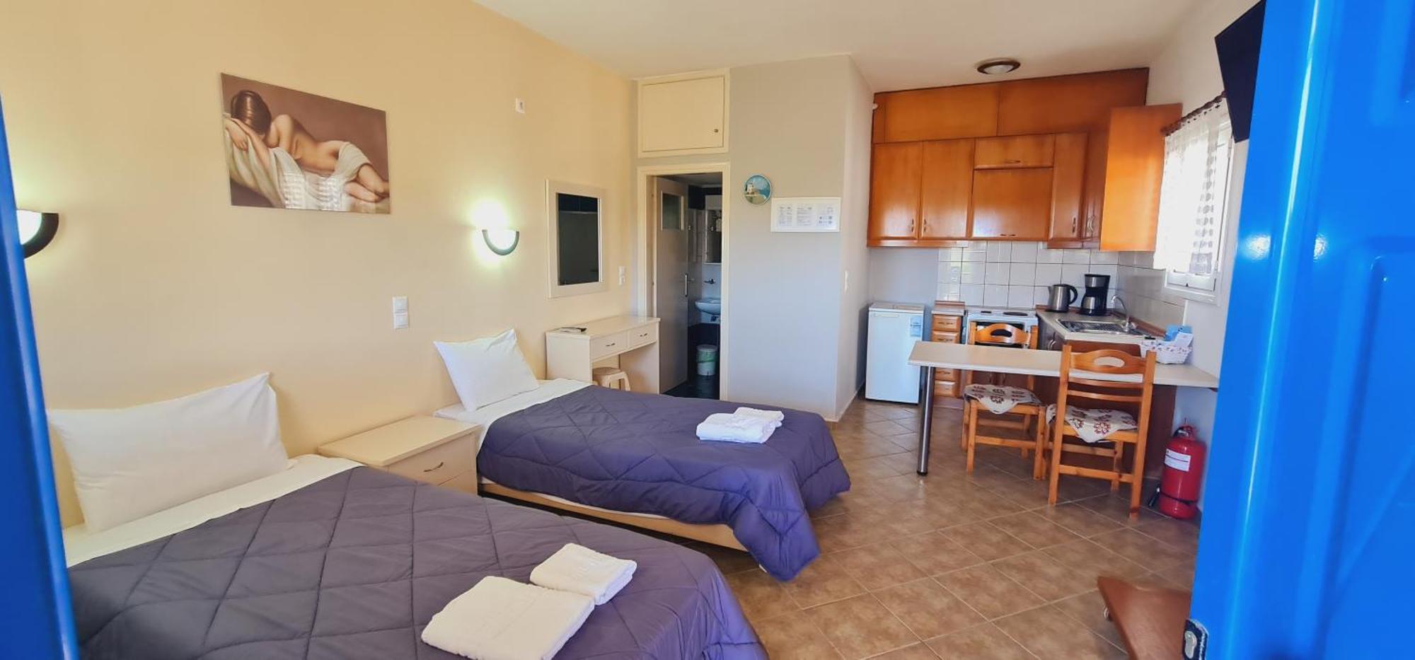 Philyra Appartments Agia Pelagia  الغرفة الصورة